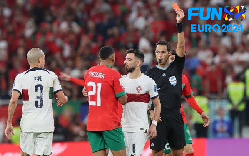 Khám phá danh sách các trọng tài được tiết lộ cho Euro 2024 và sự nổi bật của Facundo Tello, người đã trở thành trọng tài nổi tiếng với biệt danh 'hung thần của CR7'.